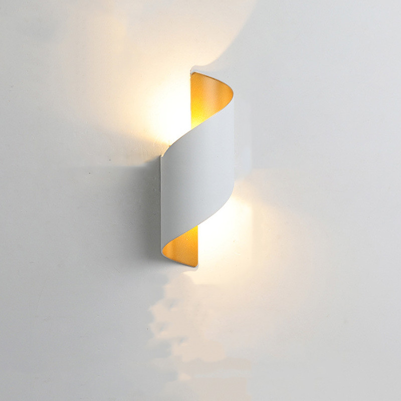 LED Waterproof Outdoor Wall Lamp
