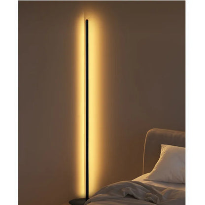 Minimalist Aluminum LED Floor Lamp – Modern Standing Light