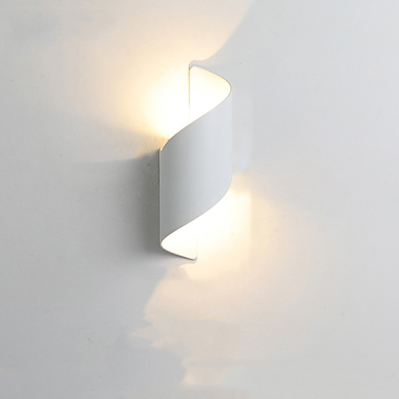 LED Waterproof Outdoor Wall Lamp