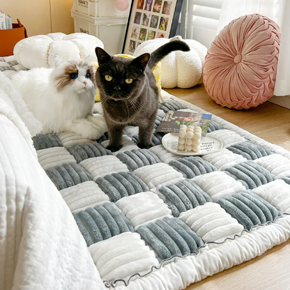 Cream Plush Floor & Bed Cushion Mat – Non-Slip Tatami Pad