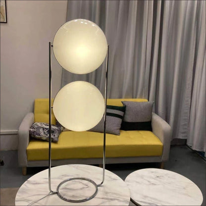 Italy Designer Led Floor Lamp White Ball 2.8 Stand Light for Living Room Hotel Led Chrome Metal Sofa Side Lounge Decoration Lamp