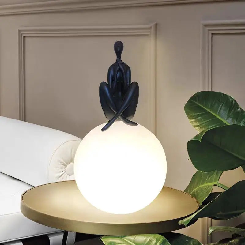Nordic Art Floor Lamp Abstract Humanoid Holding Ball Vertical Light for Living Room Bedroom Creative Sculpture Decor Desk Lamps