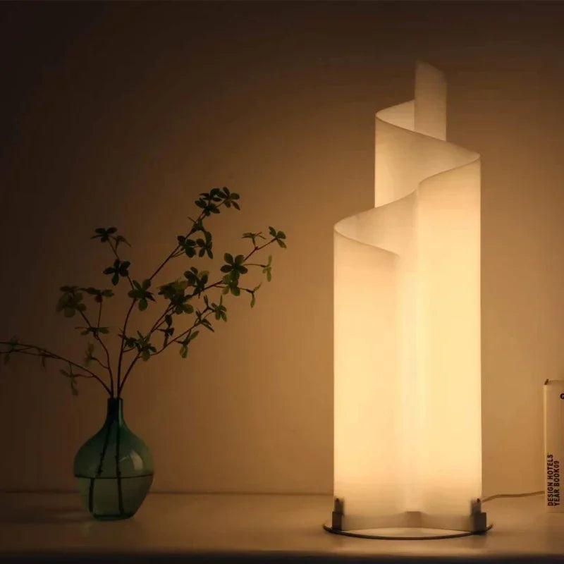 Nordic Floor Lamps Designer Modern Minimalist Glacier Flowing Light Desk Lamp  Artistic Desk Lamp Bedside Lamp