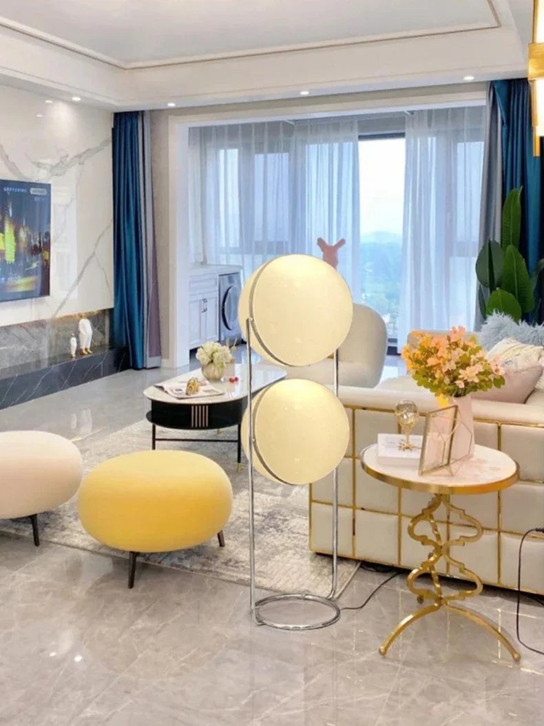 Italy Designer Led Floor Lamp White Ball 2.8 Stand Light for Living Room Hotel Led Chrome Metal Sofa Side Lounge Decoration Lamp