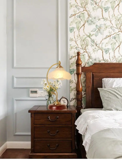 Pastoral Flower Table Lamp – Vintage Antique Metal Desk Light for Bedroom & Study