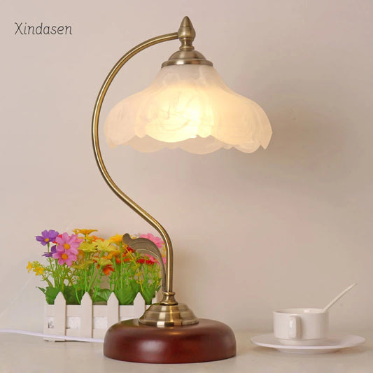 Pastoral Flower Table Lamp – Vintage Antique Metal Desk Light for Bedroom & Study