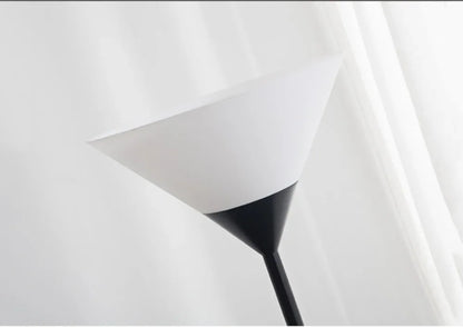 Creative LED Floor Lamp Black White Lamp Body Is Suitable For Indoor Lighting Decorative Lamp In Living Room, Bedroom And Study