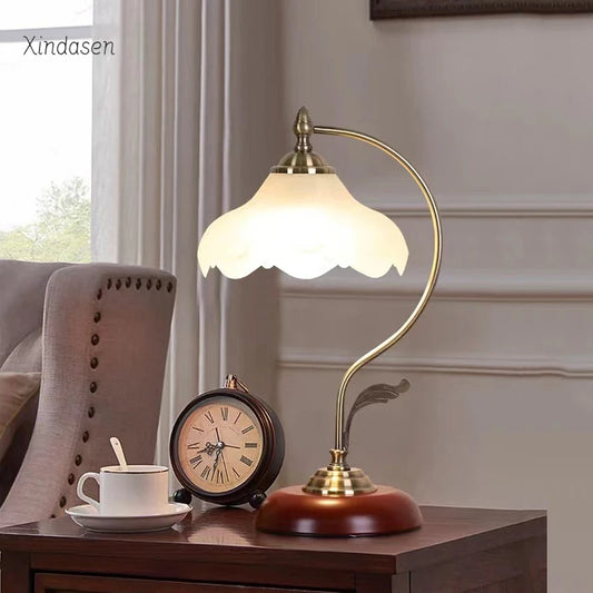 Pastoral Flower Table Lamp – Vintage Antique Metal Desk Light for Bedroom & Study