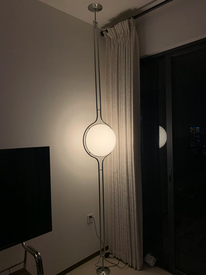 Italy Designer Led Floor Lamp White Ball 2.8 Stand Light for Living Room Hotel Led Chrome Metal Sofa Side Lounge Decoration Lamp