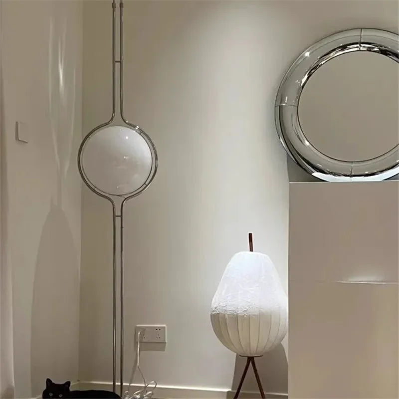 Italy Designer Led Floor Lamp White Ball 2.8 Stand Light for Living Room Hotel Led Chrome Metal Sofa Side Lounge Decoration Lamp