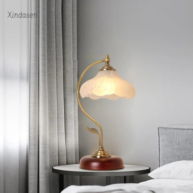 Pastoral Flower Table Lamp – Vintage Antique Metal Desk Light for Bedroom & Study