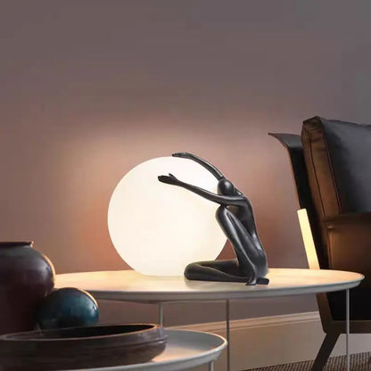Nordic Art Floor Lamp Abstract Humanoid Holding Ball Vertical Light for Living Room Bedroom Creative Sculpture Decor Desk Lamps