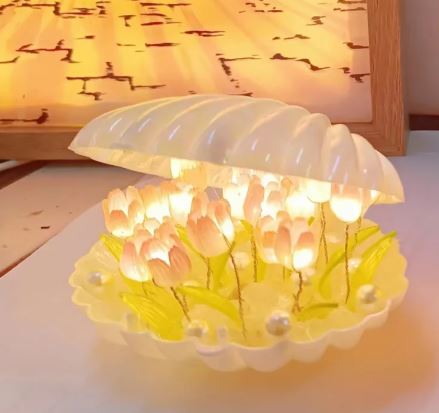 Shell Tulip Night Lamp