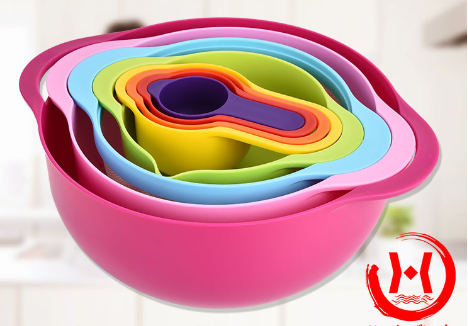 Baking Tools Set with Measuring Cups and Multi-purpose Strainer