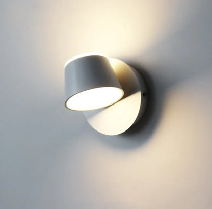 Minimalist LED Wall Lamp – Contemporary Indoor Sconce